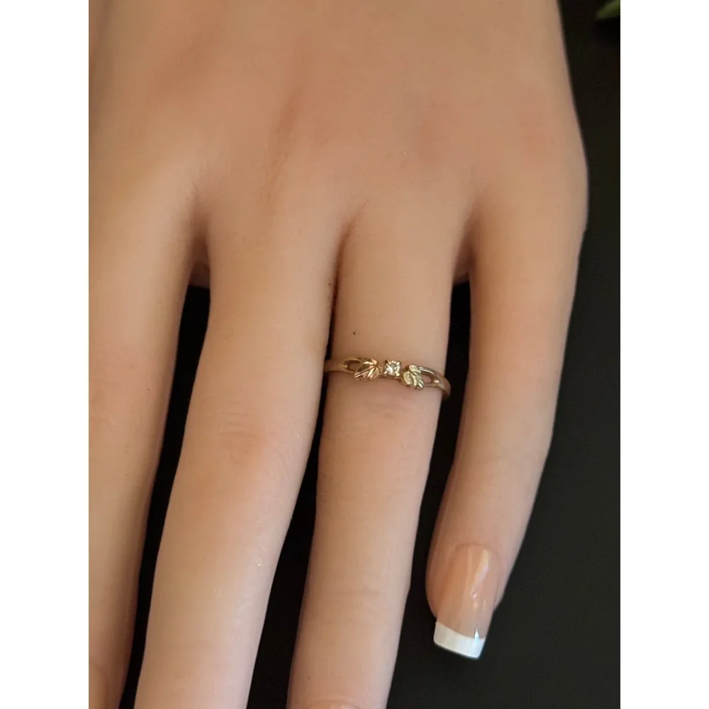 Black Hills Gold 10k Tri-Color Leaf Diamond Ring Size 7 Dainty Jewelry